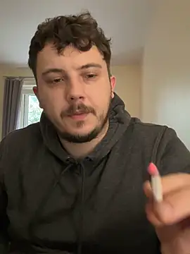 Snapshot of XXKieran chatting on 10.03.25 XXKieran online show from 10.03.25