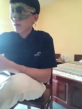 thienlong05 online show from 09.14.25