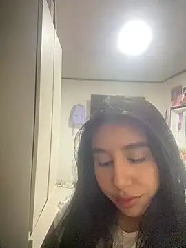 Snapshot of Sophie_Dreamss chatting on 07.05.26 Sophie Dreamss online show from 07.05.26