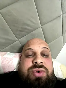 Snapshot of Alexino69 chatting on 11.17.25 Alexino69 online show from 11.17.25