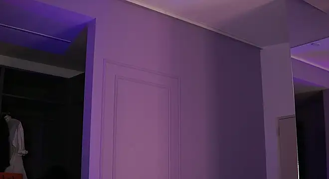 AishaaDevoe online show from 10.11.25