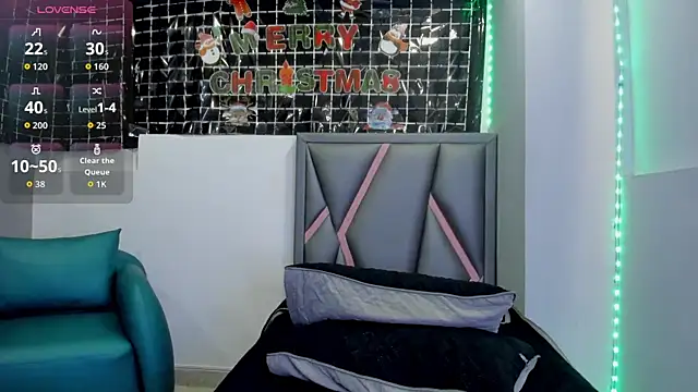 Sofia villareal online show from 12.04.25