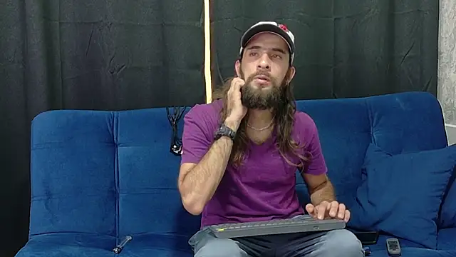 hairy mannn online show from 09.11.25