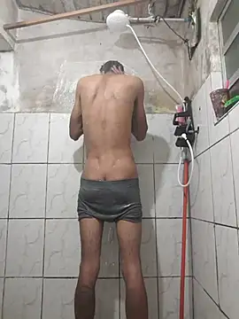 Dedede32 online show from 10.19.25