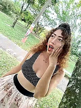 roxyrougee online show from 12.21.25