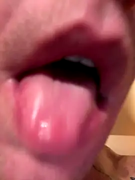 DILFiGuess11 online show from 11.07.25