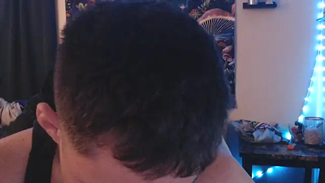 Snapshot of YoBlezz chatting on 09.09.25 YoBlezz online show from 09.09.25