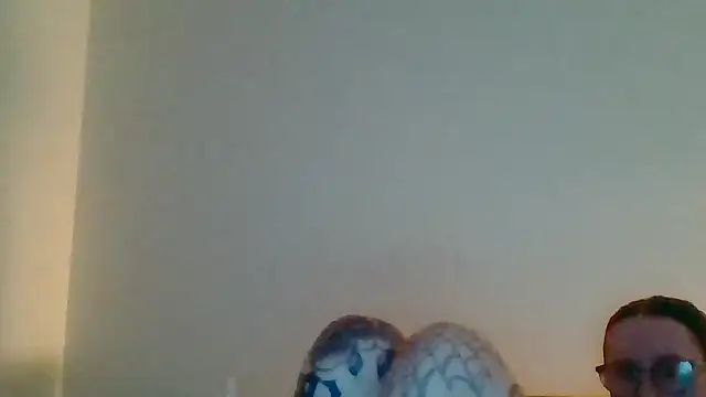 Snapshot of liltiddygoffwaifu chatting on 11.09.25 liltiddygoffwaifu online show from 11.09.25