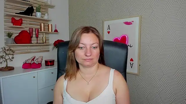 Snapshot of angelaSamt chatting on 07.16.26 angelaSamt online show from 07.16.26