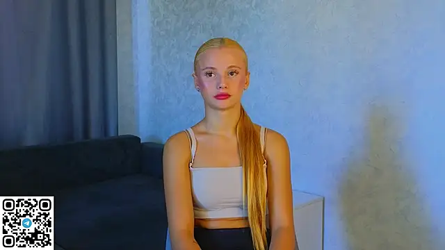 NaughtySeraphine online show from 09.23.25