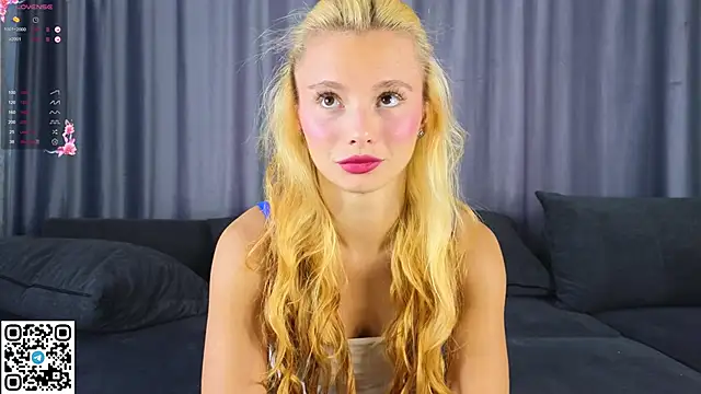 NaughtySeraphine online show from 10.11.25