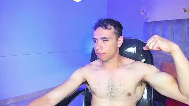 Muscle Scott online show from 02.08.26