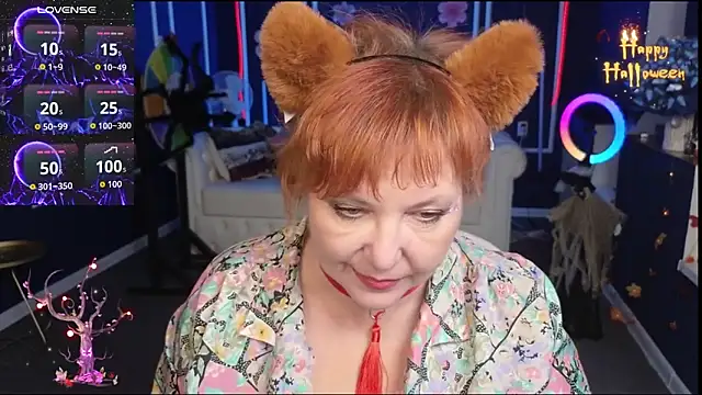 Kira Kenett online show from 10.30.25