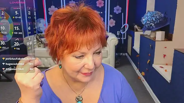 Kira Kenett online show from 11.28.25