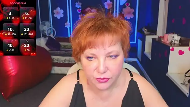 Kira Kenett online show from 02.13.26