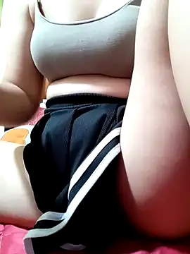 Snapshot of Lin_babyy chatting on 09.16.25 Lin babyy online show from 09.16.25