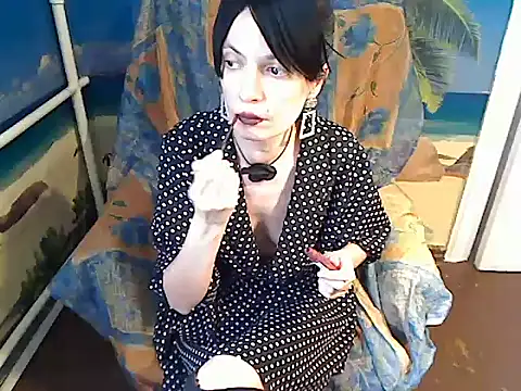 Snapshot of Bastet12 chatting on 06.16.26 Bastet12 online show from 06.16.26