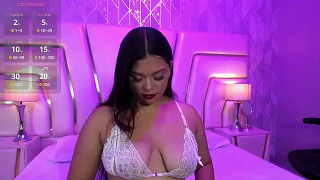 HatsaJones online show from 11.04.25