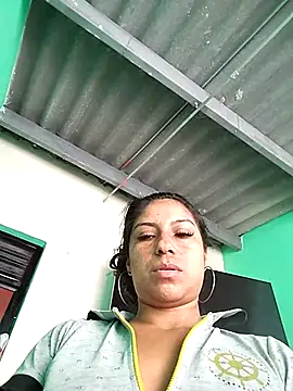 AnggelicaSwan21 online show from 09.30.25