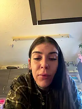 valentinalamont online show from 01.08.26