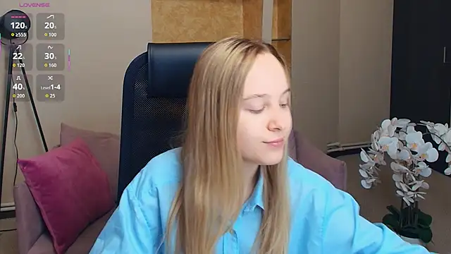 SoonMoor online show from 12.05.25