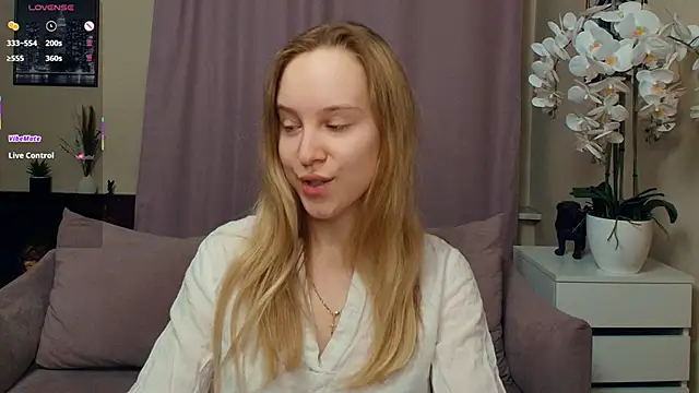 SoonMoor online show from 02.25.26