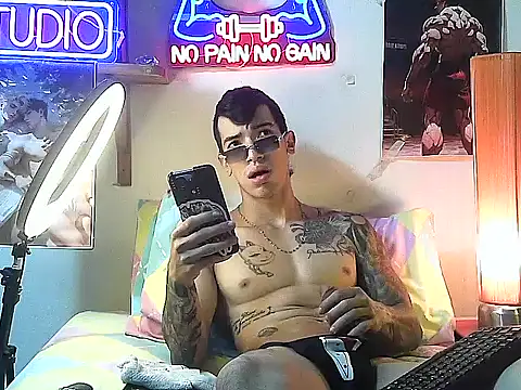 Strongcockfitness online show from 10.20.25