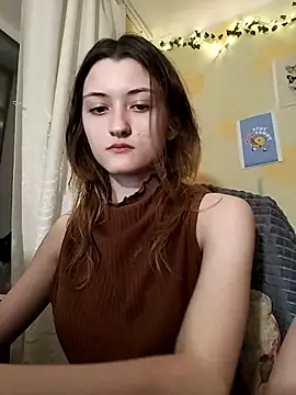 Snapshot of LillySvon chatting on 04.29.26 LillySvon online show from 04.29.26