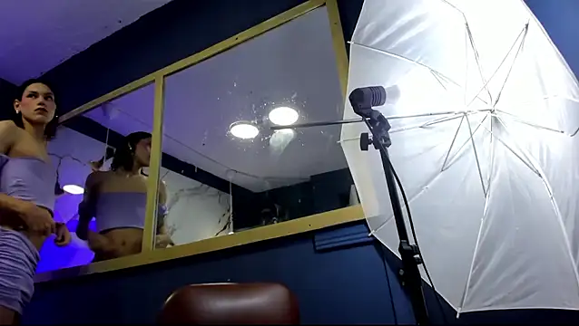 Snapshot of isabella_lovestory chatting on 11.15.25 isabella lovestory online show from 11.15.25