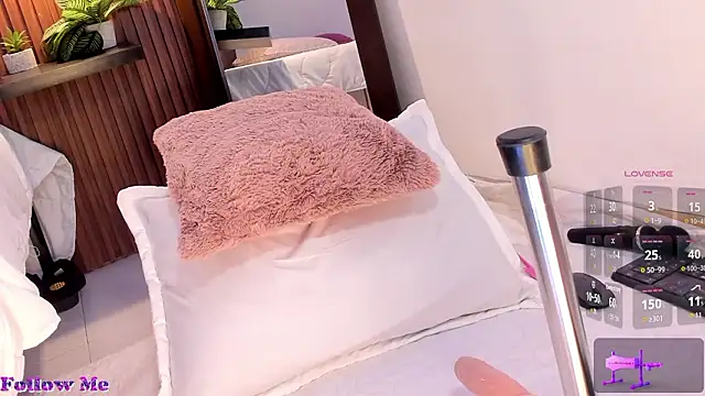 saraa romero online show from 03.03.26