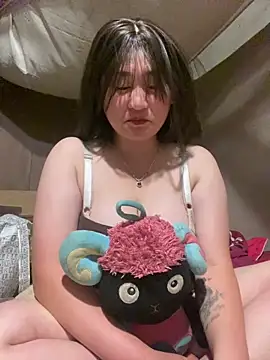 Snapshot of ha-cute chatting on 04.28.26 ha-cute online show from 04.28.26