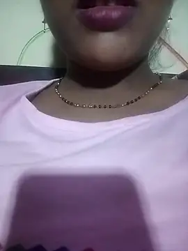 Snapshot of vandana_babi chatting on 10.12.25 vandana babi online show from 10.12.25