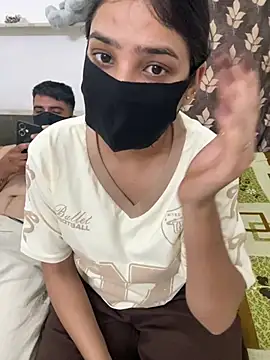 Snapshot of Sex_Queen_aaraya chatting on 06.27.26 Sex Queen aaraya online show from 06.27.26