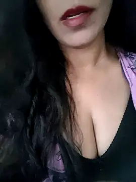 Deepa Sharma143 online show from 10.22.25