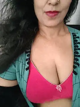 Snapshot of Deepa_Sharma143 chatting on 06.29.26 Deepa Sharma143 online show from 06.29.26