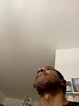 estrogeni online show from 09.22.25