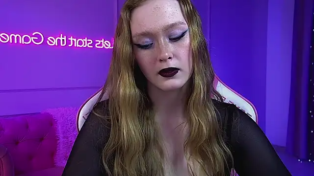 Snapshot of AgataFoxley chatting on 05.05.26 AgataFoxley online show from 05.05.26