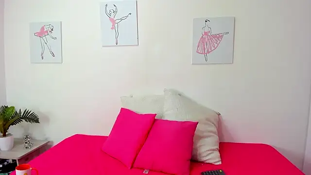 Hill Brownie online show from 10.22.25