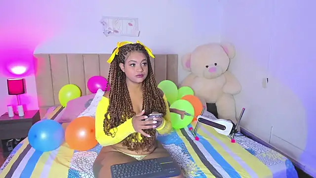 Hill Brownie online show from 11.08.25