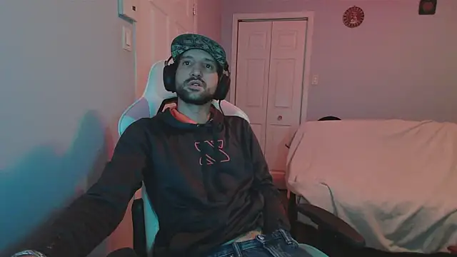 Snapshot of Ardokks chatting on 01.16.26 Ardokks online show from 01.16.26