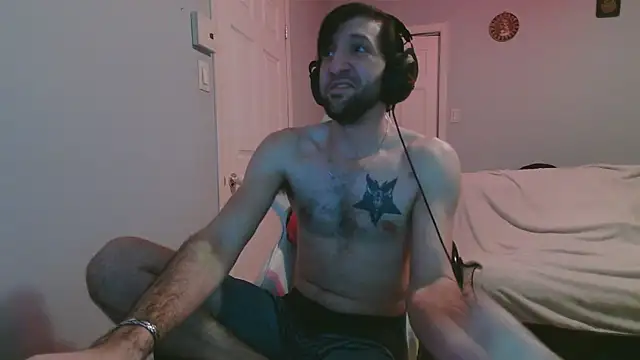 Snapshot of Ardokks chatting on 02.14.26 Ardokks online show from 02.14.26