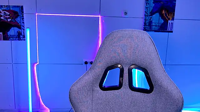 AliceCUNTach online show from 10.04.25