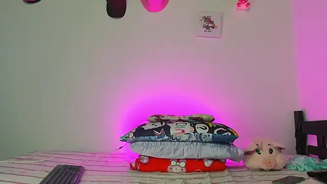 lustlunna online show from 10.14.25