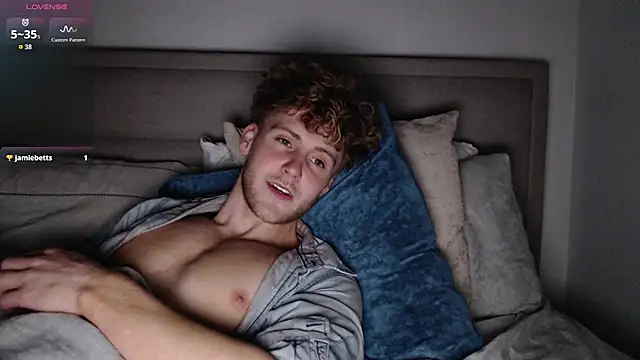 DominantAlex18 online show from 03.08.26