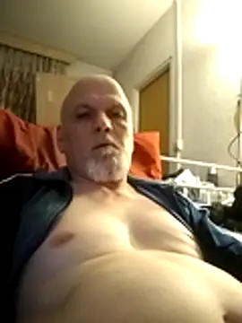 NacktDaniel online show from 10.30.25