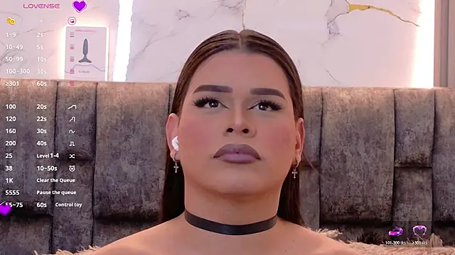 Snapshot of Ava_Cristi chatting on 11.26.25 Ava Cristi online show from 11.26.25