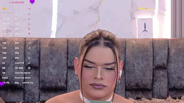 Snapshot of Ava_Cristi chatting on 01.10.26 Ava Cristi online show from 01.10.26