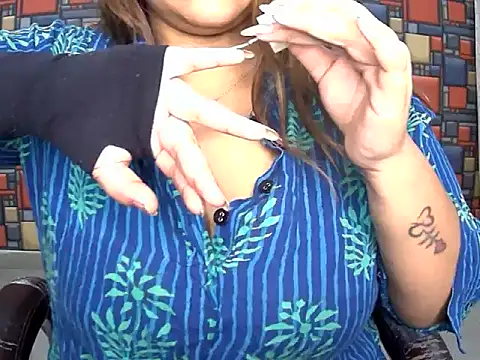 Snapshot of mrymlove chatting on 03.30.26 mrymlove online show from 03.30.26