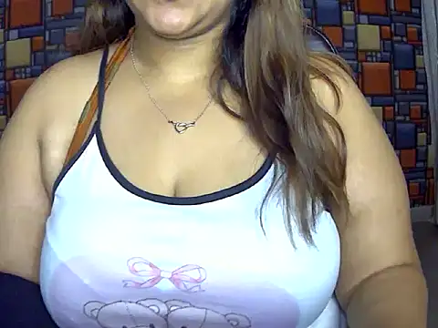 Snapshot of mrymlove chatting on 03.31.26 mrymlove online show from 03.31.26