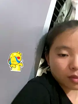 Snapshot of viluna chatting on 09.18.25 viluna online show from 09.18.25
